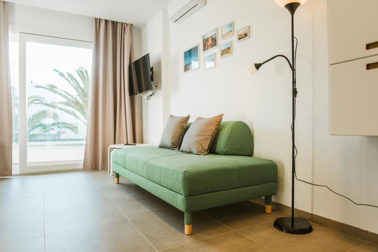Apartamentos Zhr Захара-де-лос-Атунес Экстерьер фото